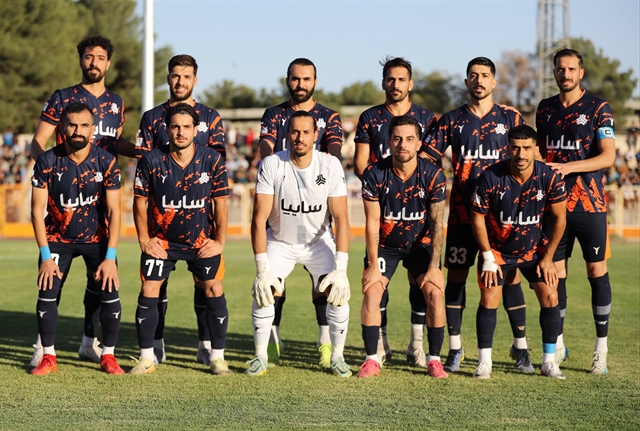 تساوی بدون گل در ورزشگاه آزادی کرمانشاه